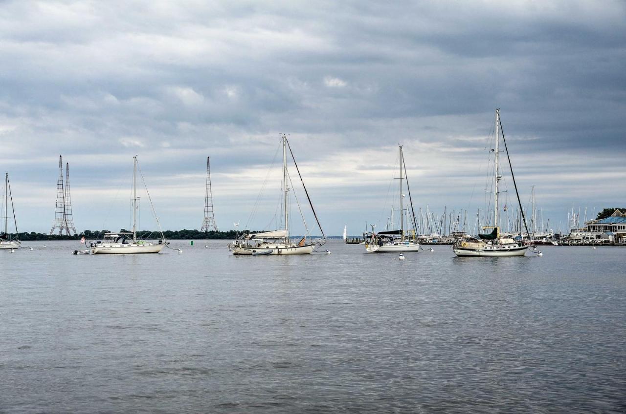 Chic Condo With Balcony In The Heart Of Annapolis! 외부 사진